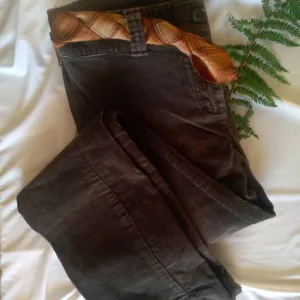 H&M somotne pantalone