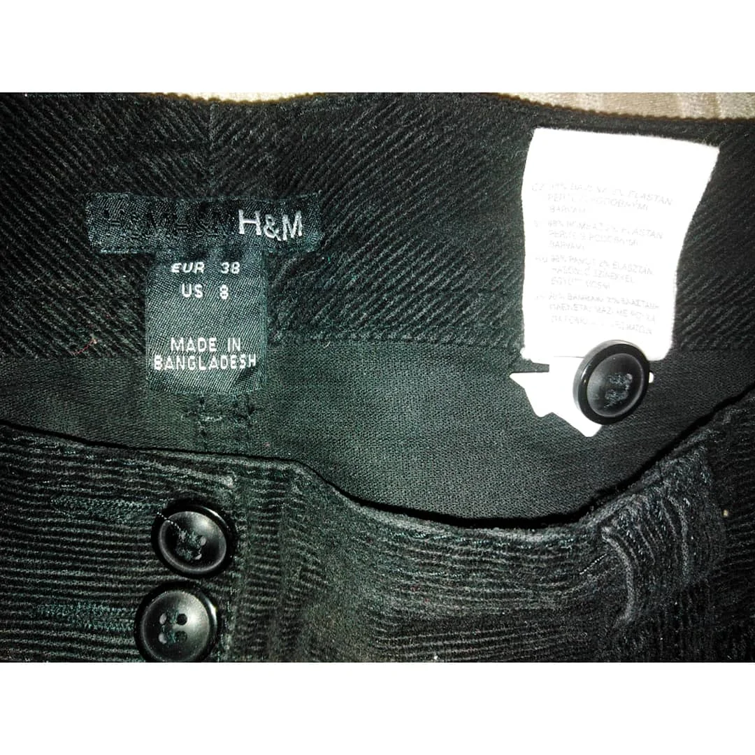 H&M crne somotne pantalone