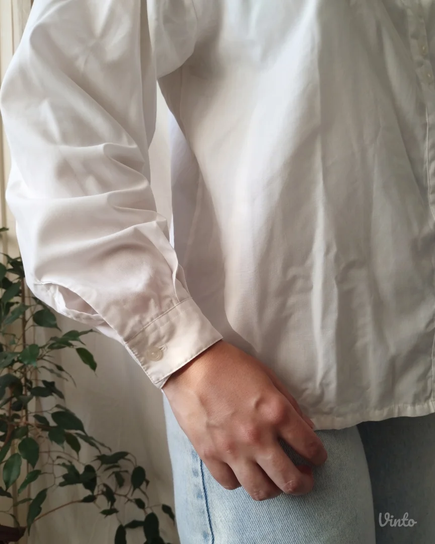 Oversized bela košulja