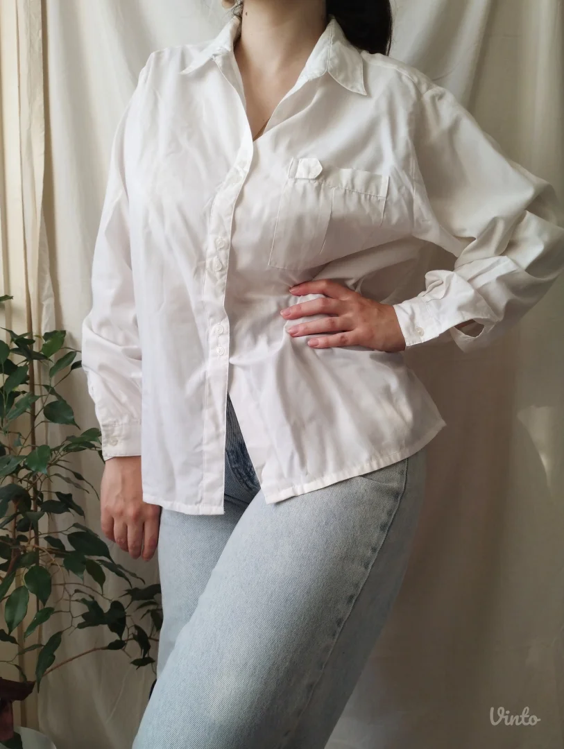 Oversized bela košulja