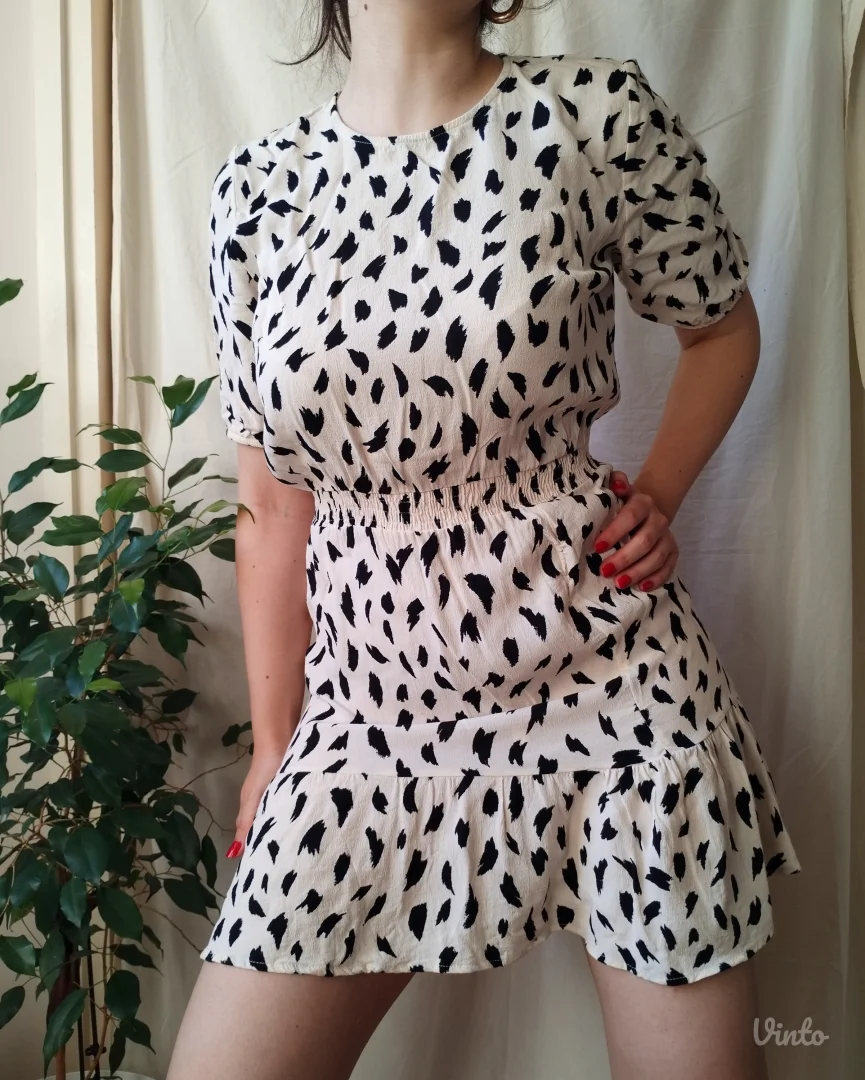 Stradivarius haljina