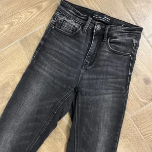 Stradivarius farmerke