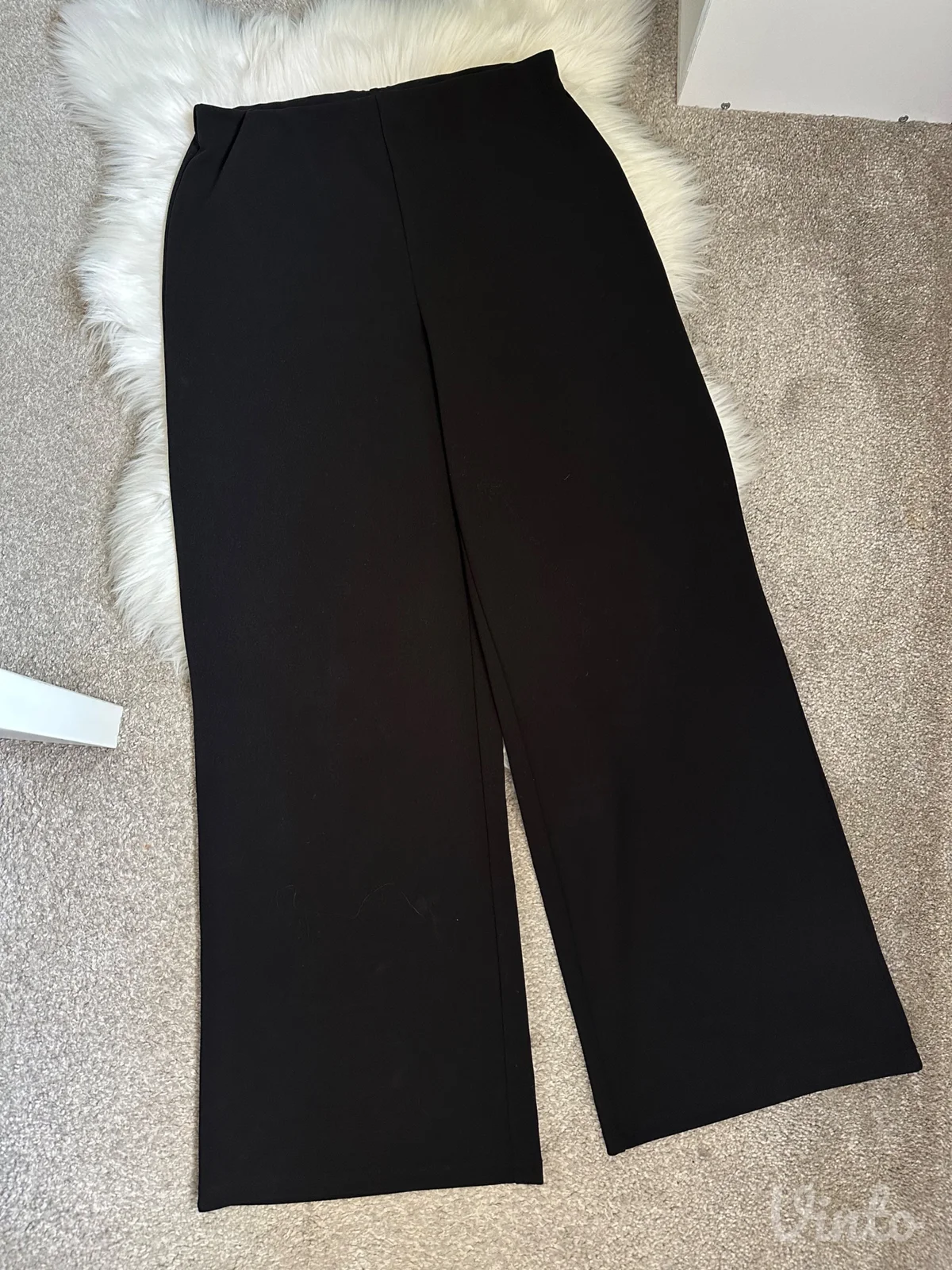 H&M elegantne pantalone