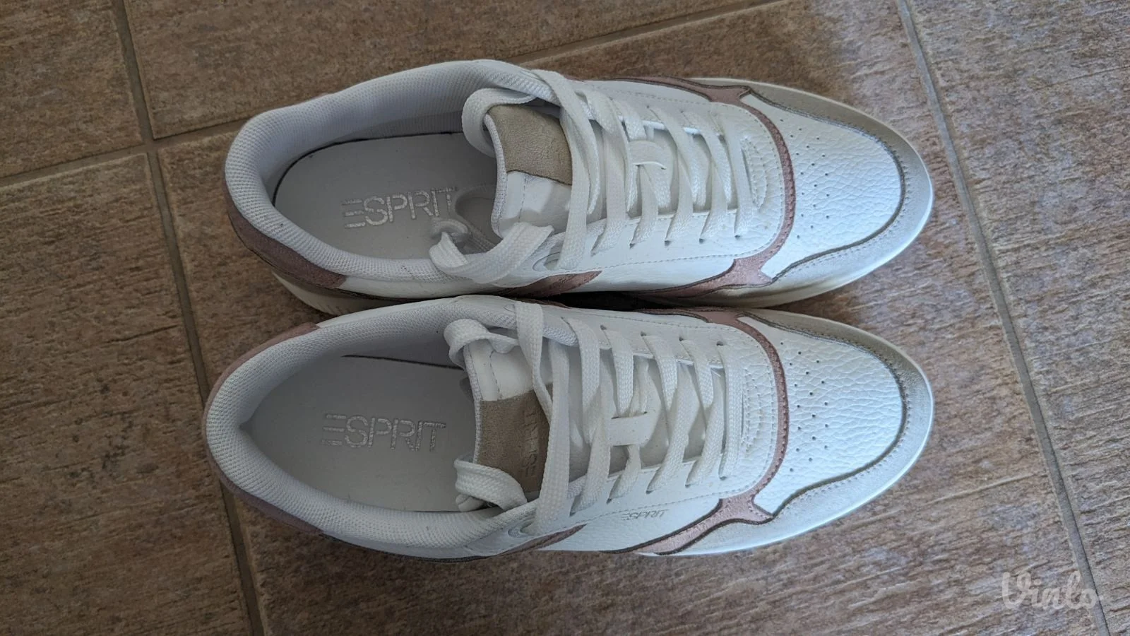 ESPRIT PATIKE BROJ 39