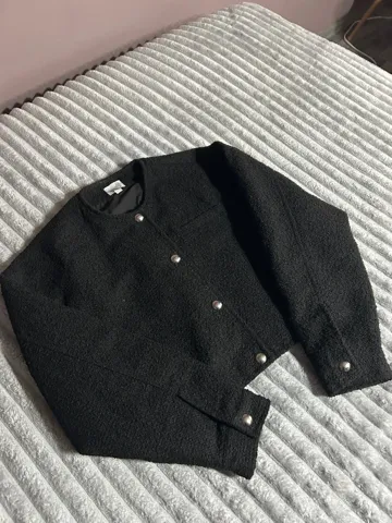 H&M jaknica