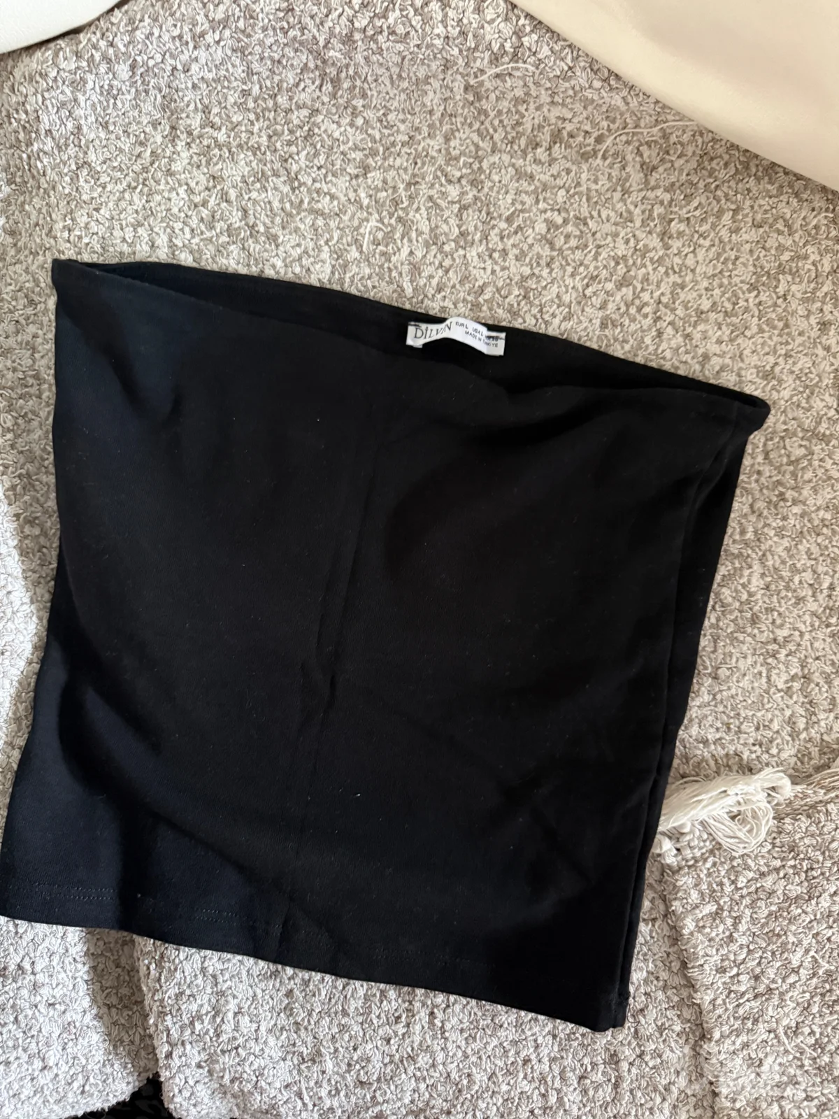 Crni dilvin top