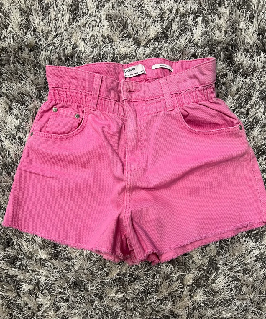 Bershka rozi sorc