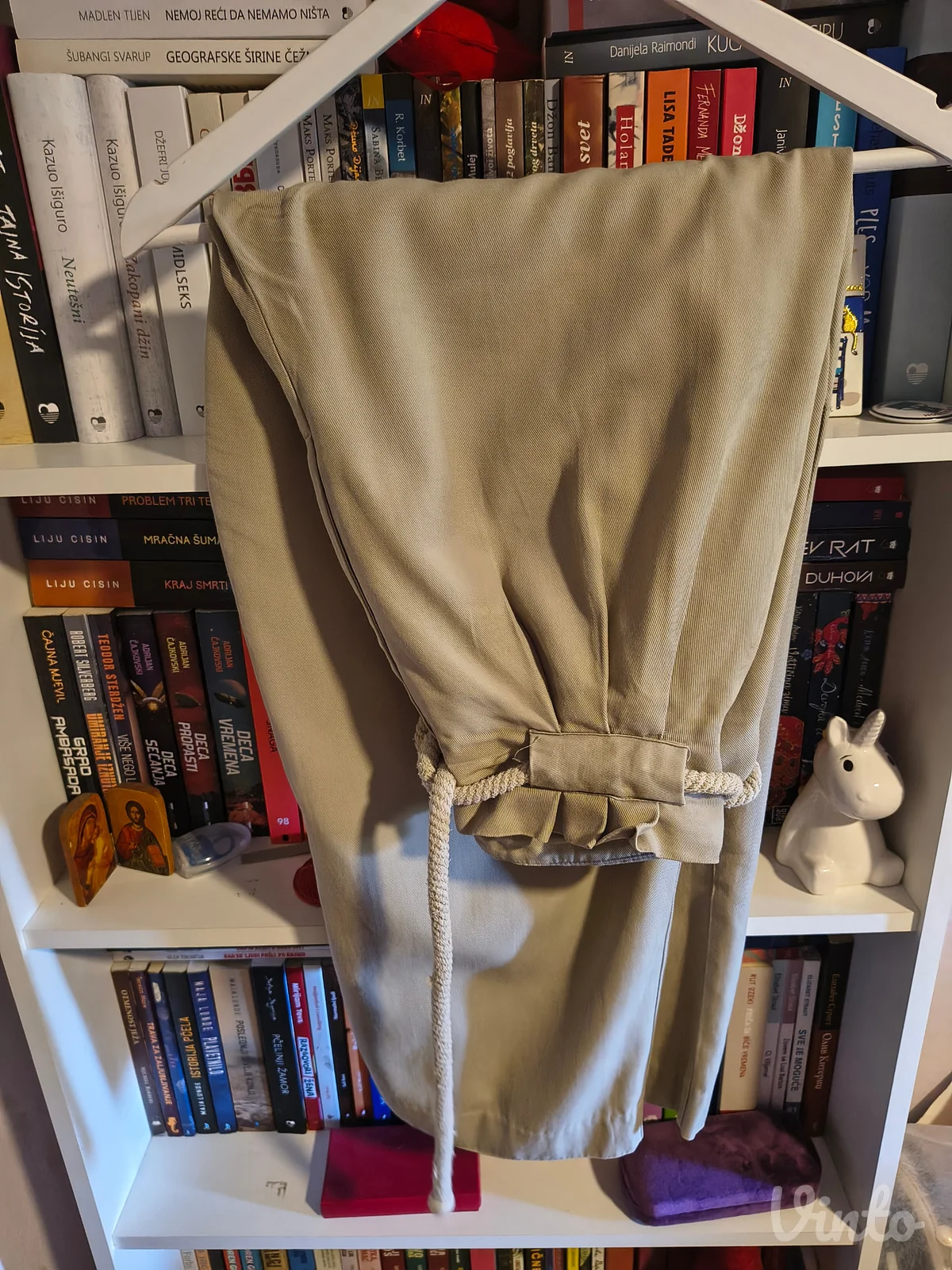 H&M liocel pantalone sa gajtanom