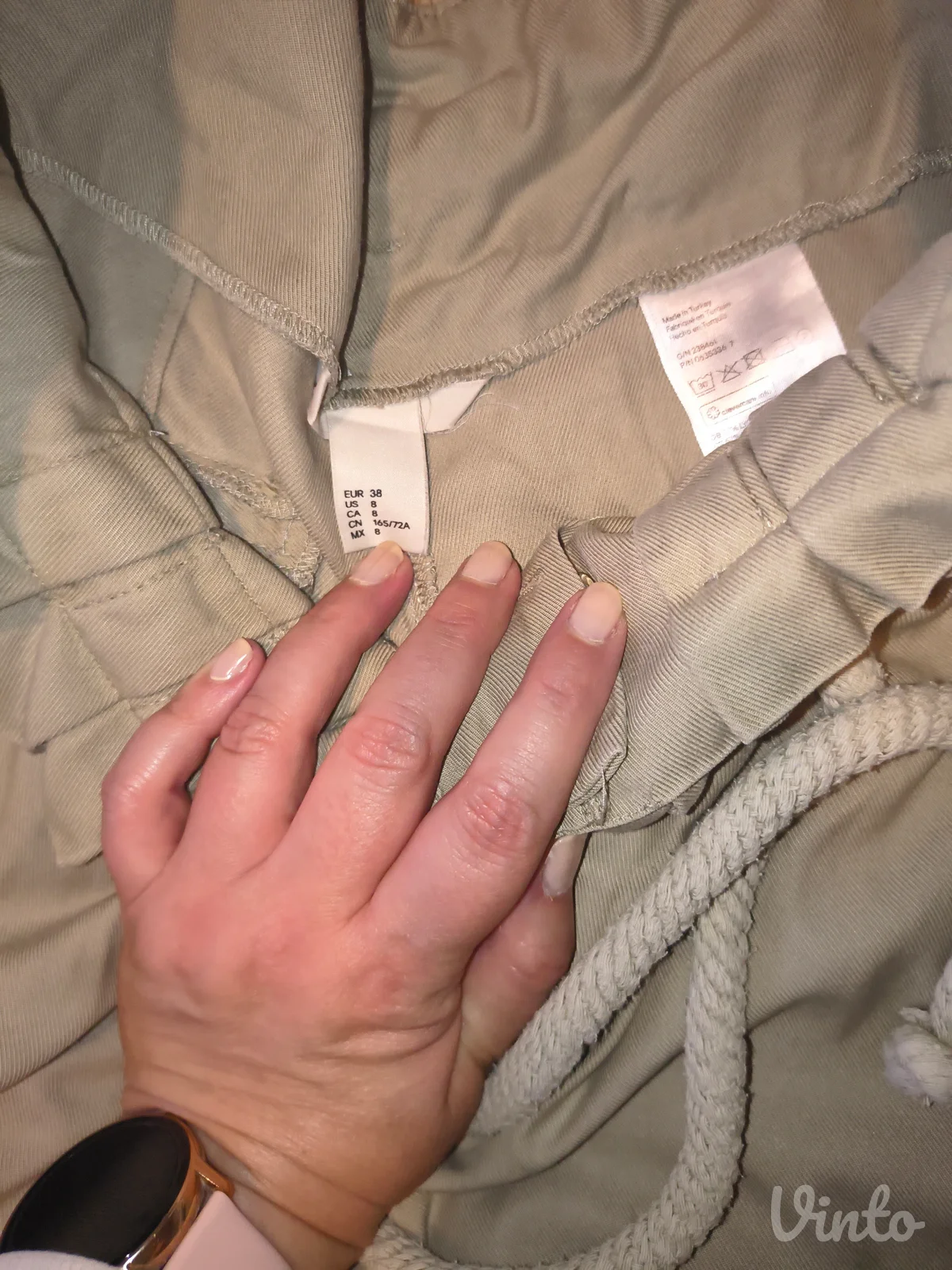 H&M liocel pantalone sa gajtanom