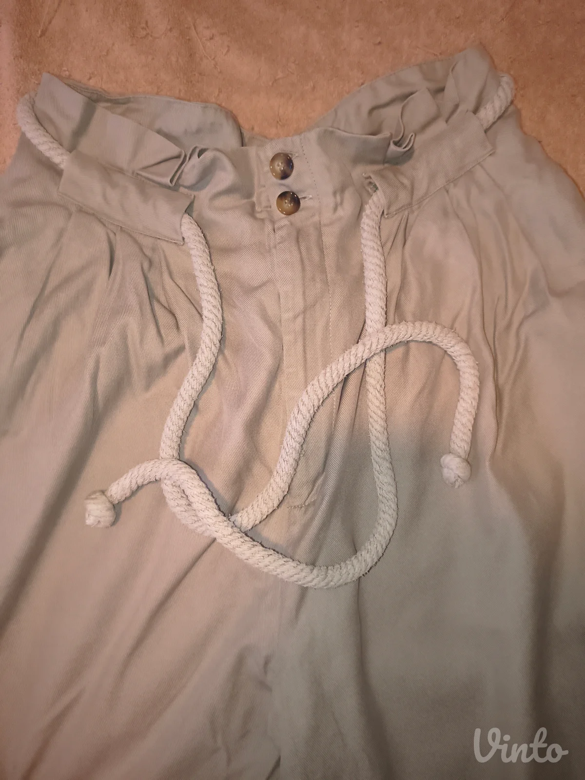 H&M liocel pantalone sa gajtanom