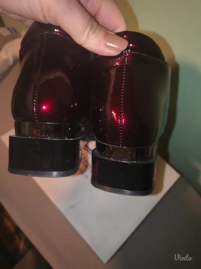 Bordo lakovane cipele