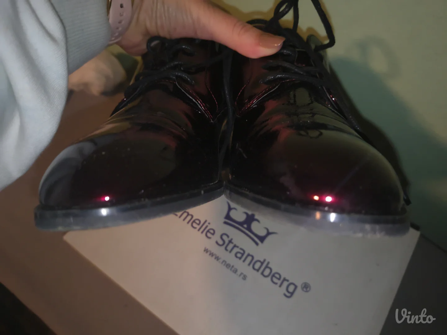 Bordo lakovane cipele