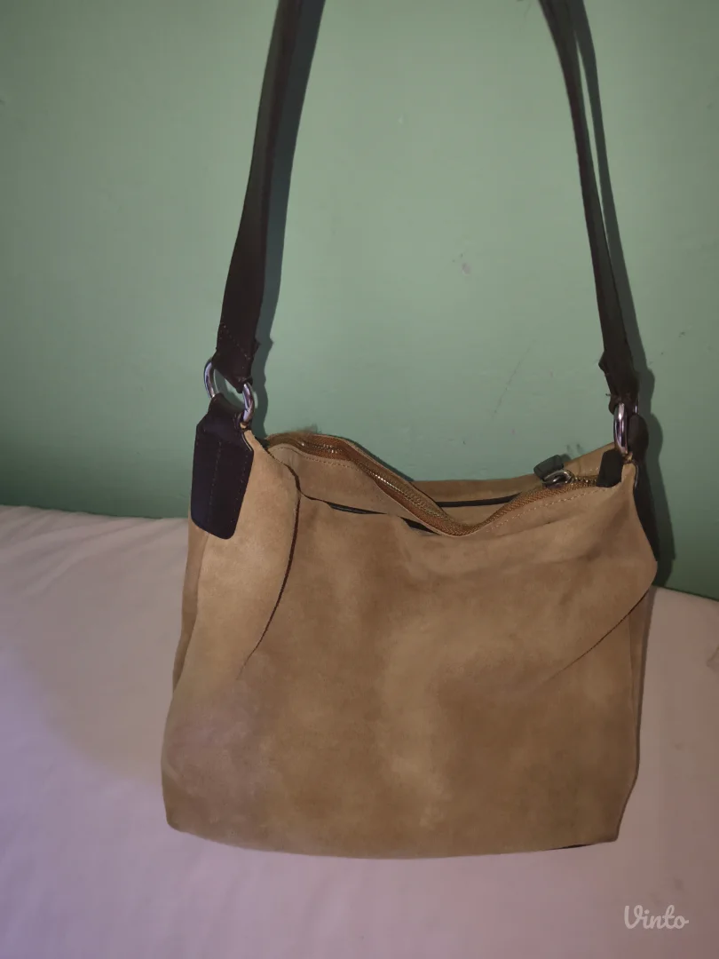 Stradivarius torbica od prirodne kože