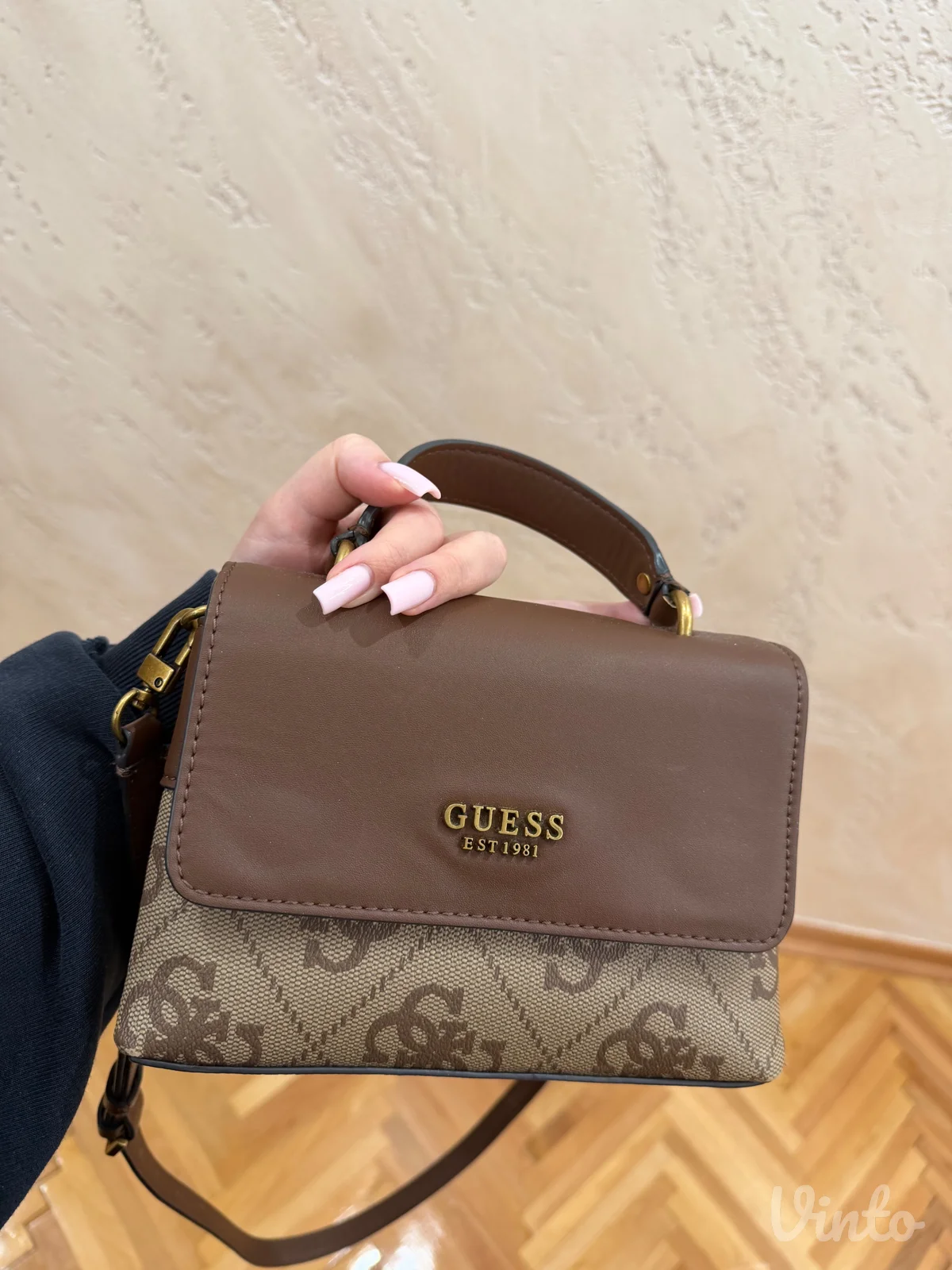Guess torbica