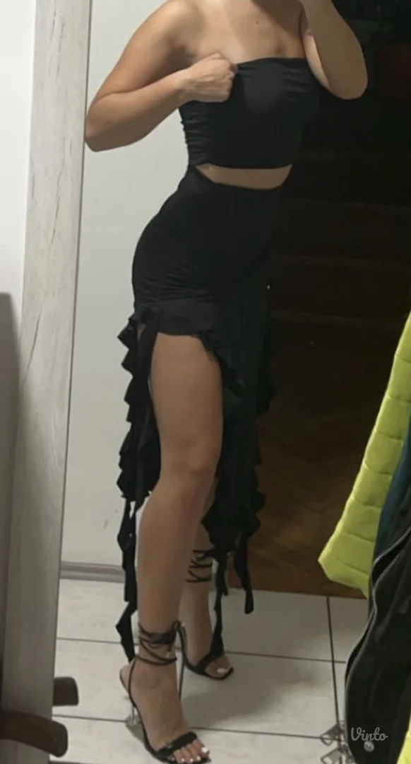 Crni dvodelni komplet