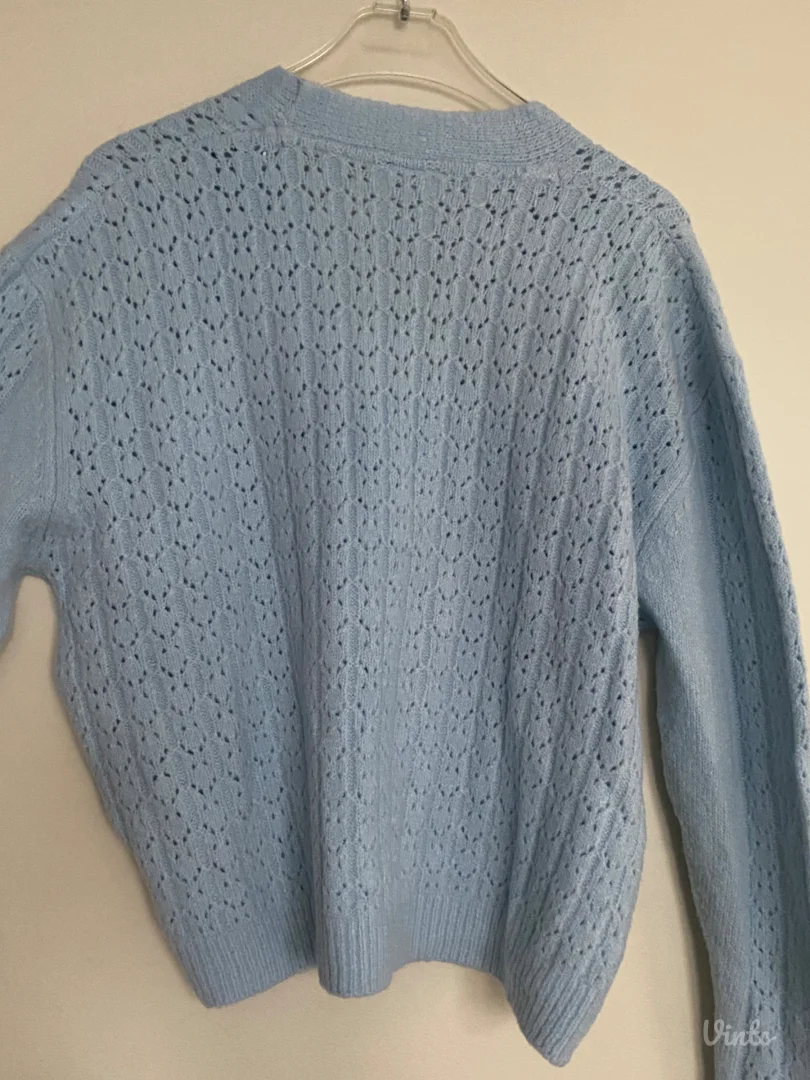 Svetlo plavi kardigan