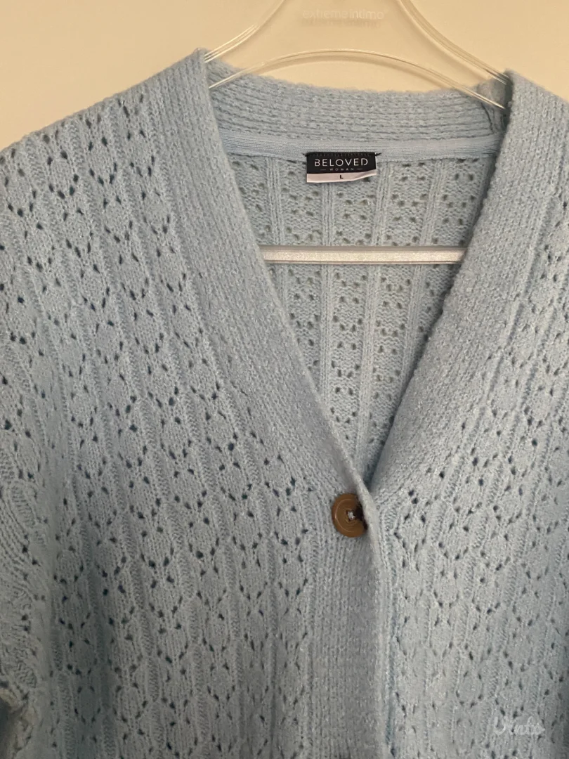 Svetlo plavi kardigan