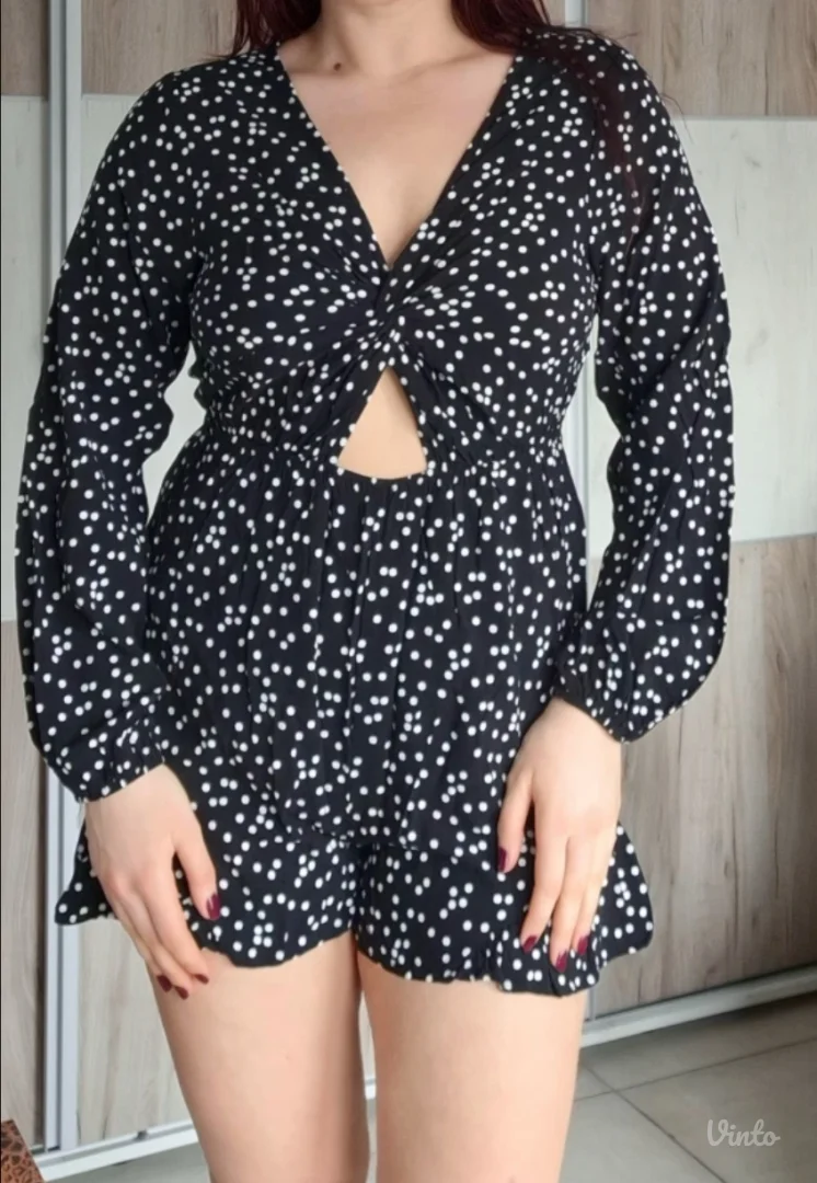 Kombinezon Na Tufnice