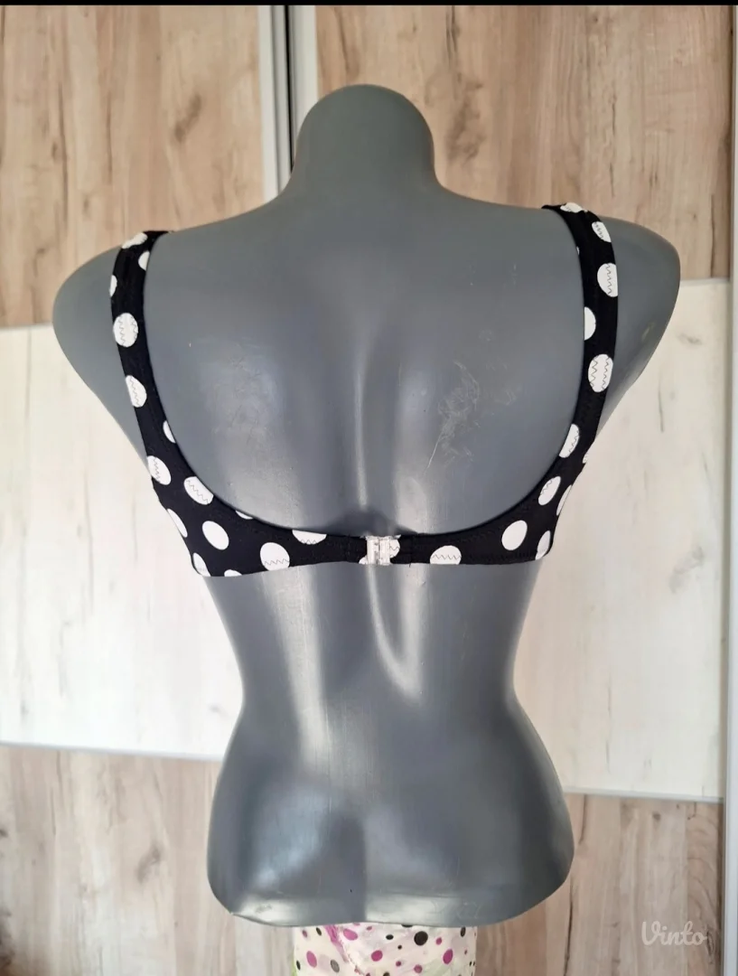 Retro Tufnica Kupaci