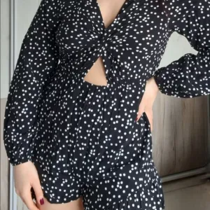 Kombinezon Na Tufnice