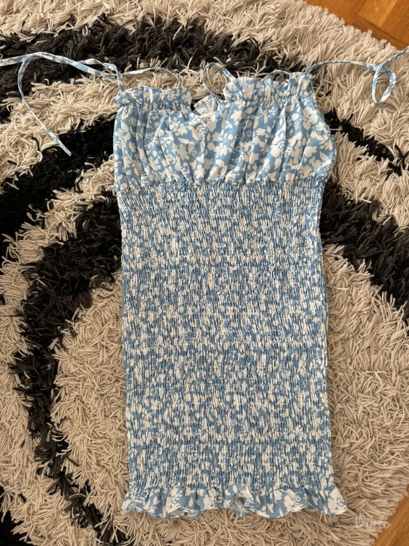 Letnja cvetna haljina