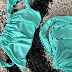 Mint komplet, suknja i top