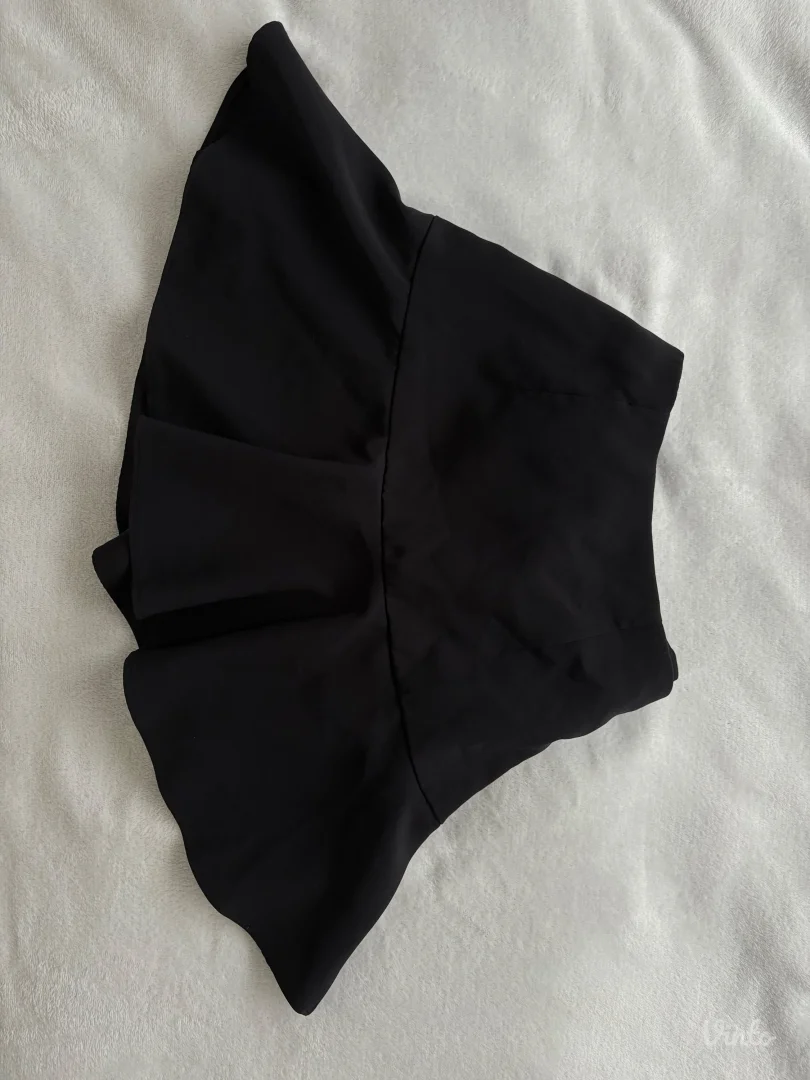 Zara- skort