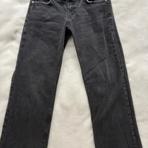 Zara- Crne wide-leg low-rise farmerke