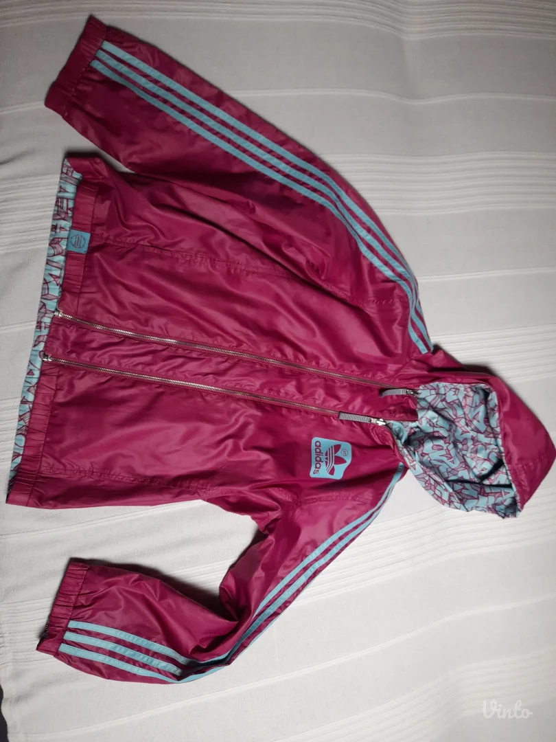 Adidas jakna sa dva lica