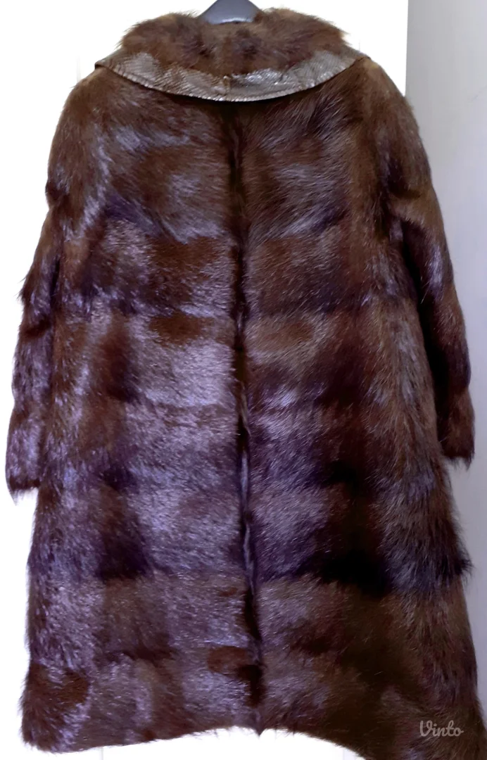 Prelepa bunda, nutrija i koža ALIGATORA, NENOŠENA