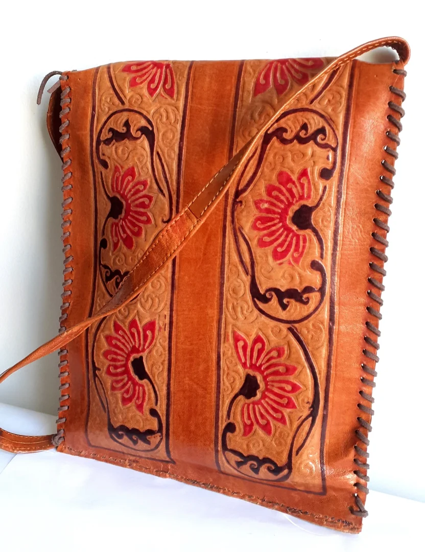 Indijska torbica, PRAVA KOŽA