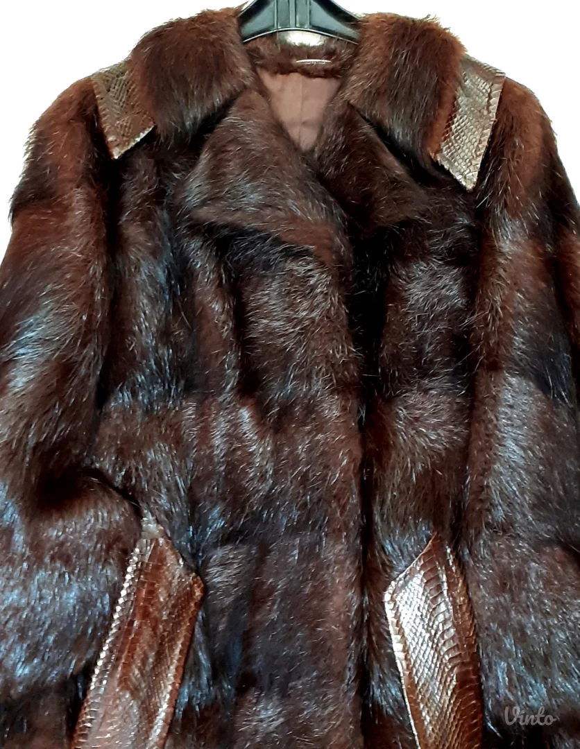 Prelepa bunda, nutrija i koža ALIGATORA, NENOŠENA