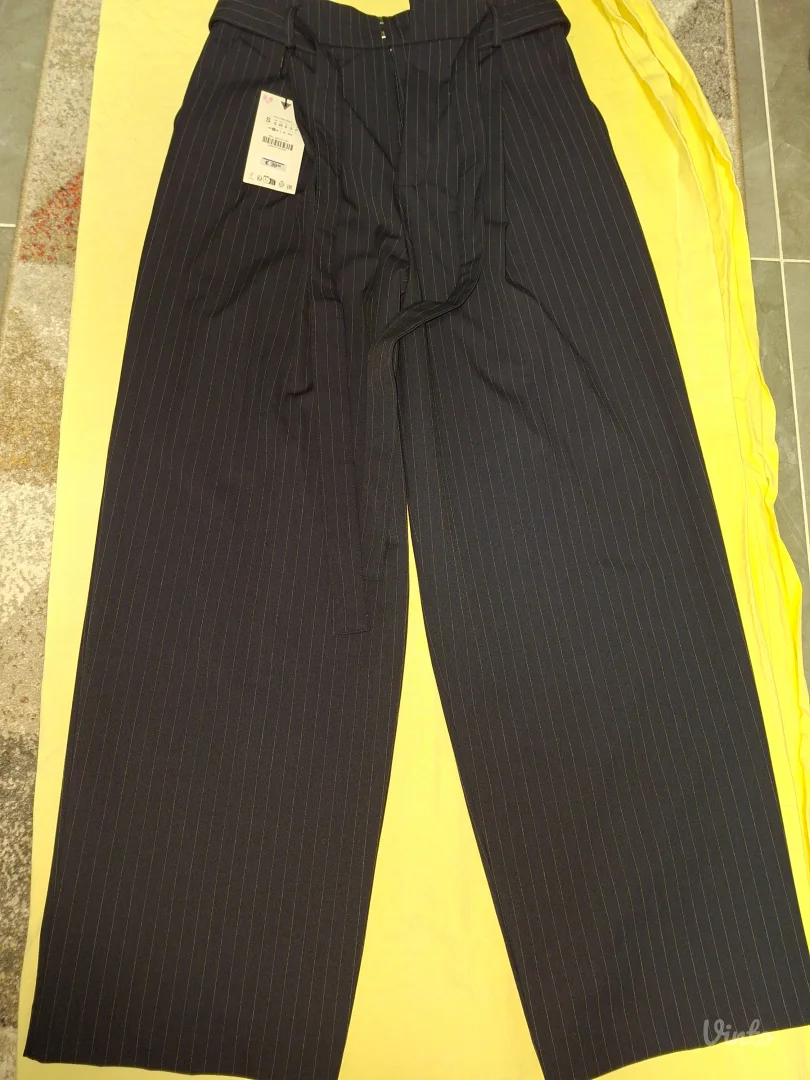 Zara pantalone