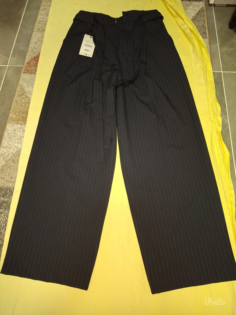 Zara pantalone