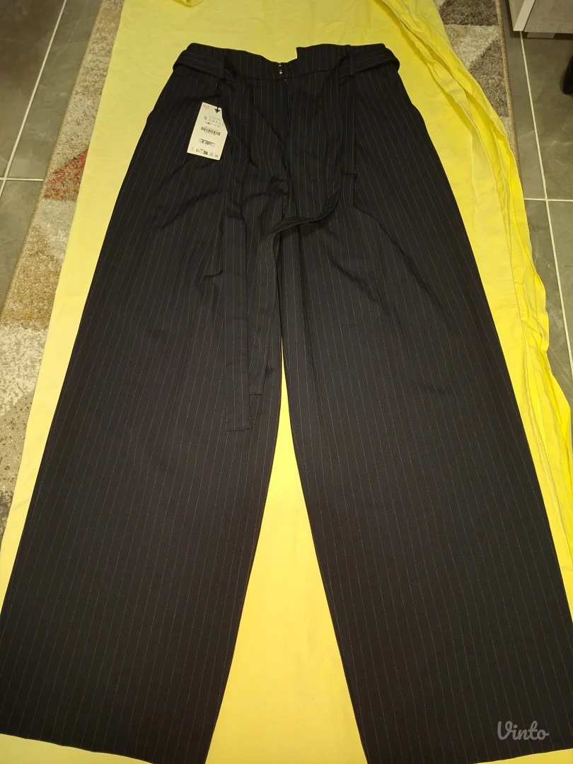 Zara pantalone