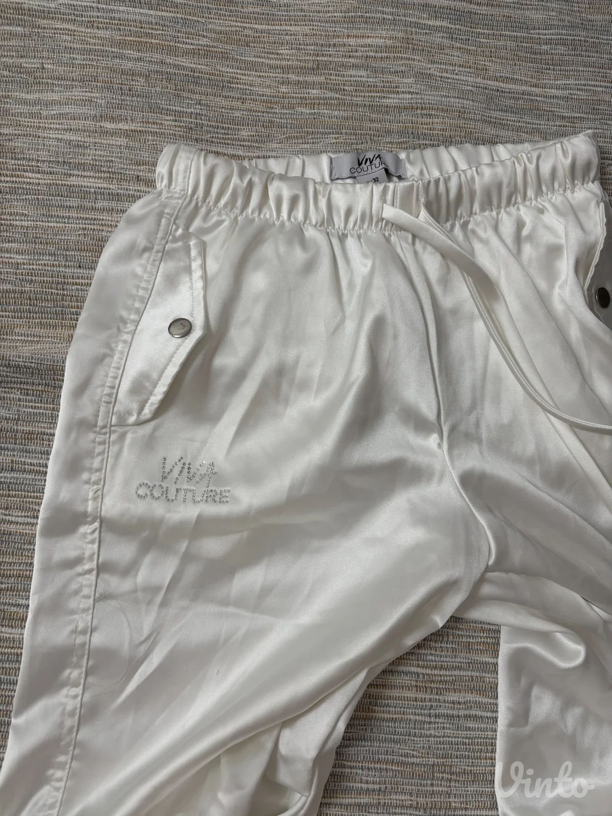 Bele pantalone