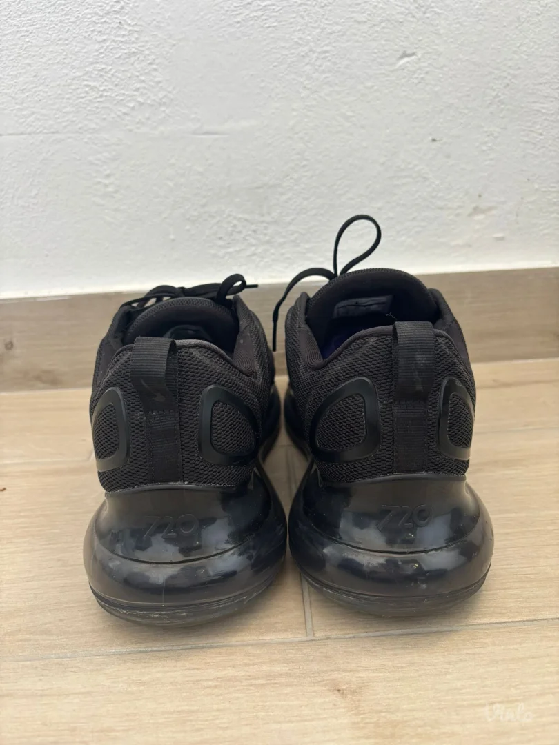 Nike Air Max 720