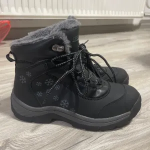 Opposite - zimska cipela