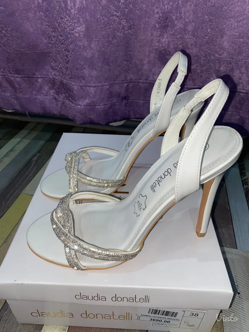 Claudia Donatelli stikle