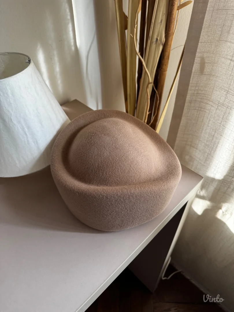 Dulsineja-zenski sesir