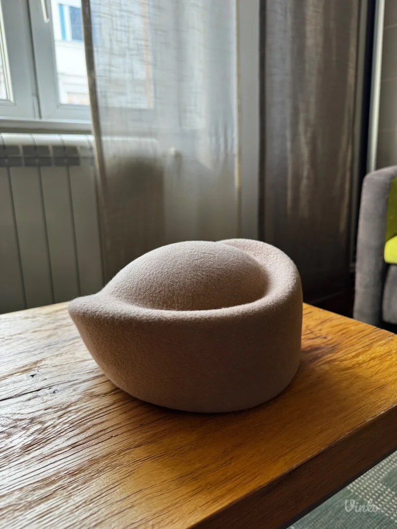 Dulsineja-zenski sesir