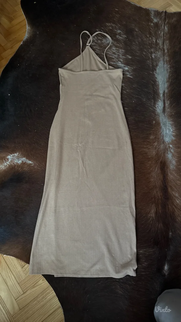 Bershka - Bež Dugačka Haljina M