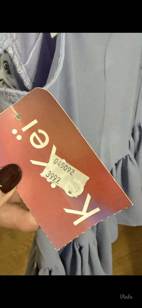 Kratka haljina sa etiketom