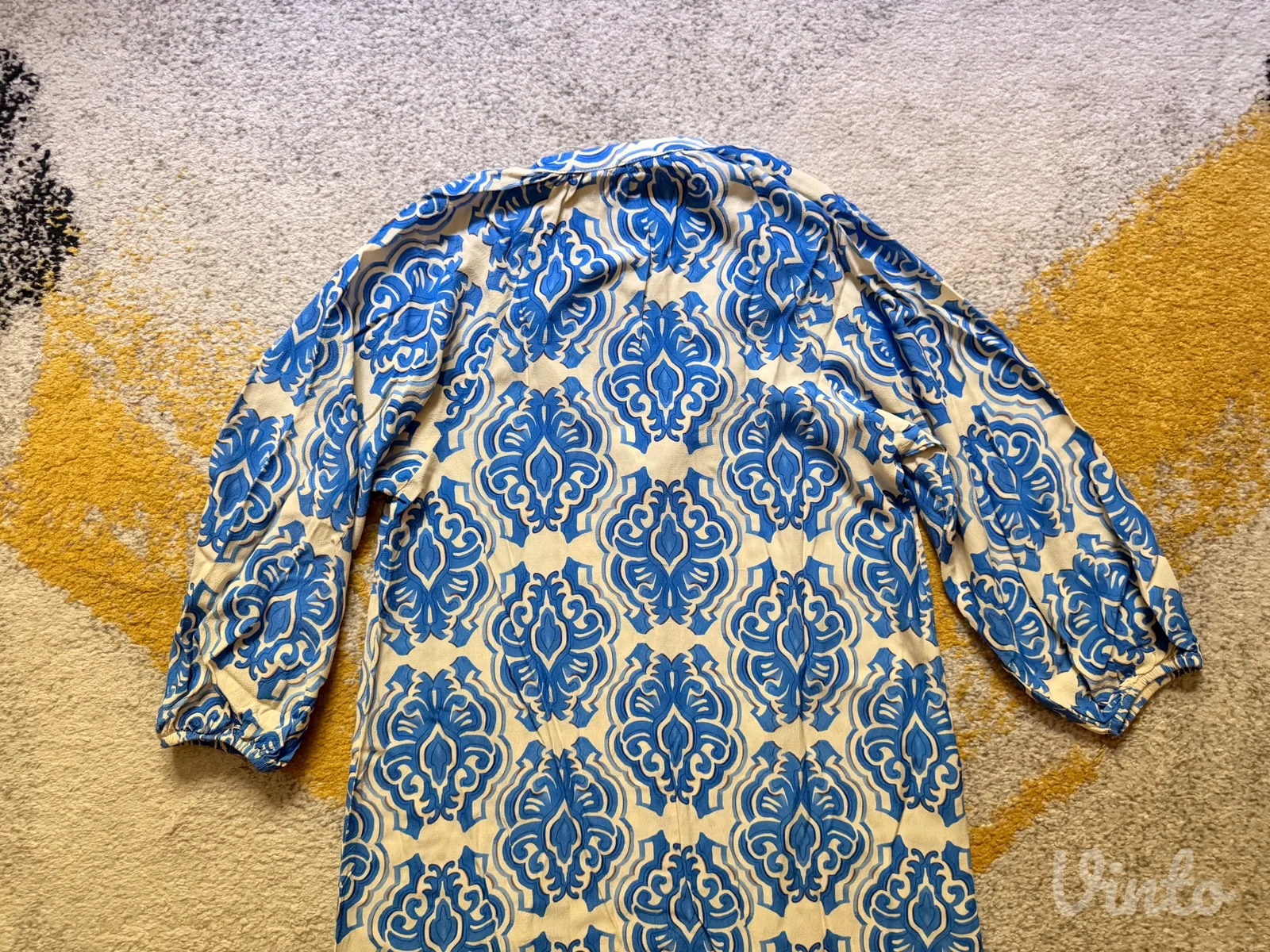 Zara midi haljina