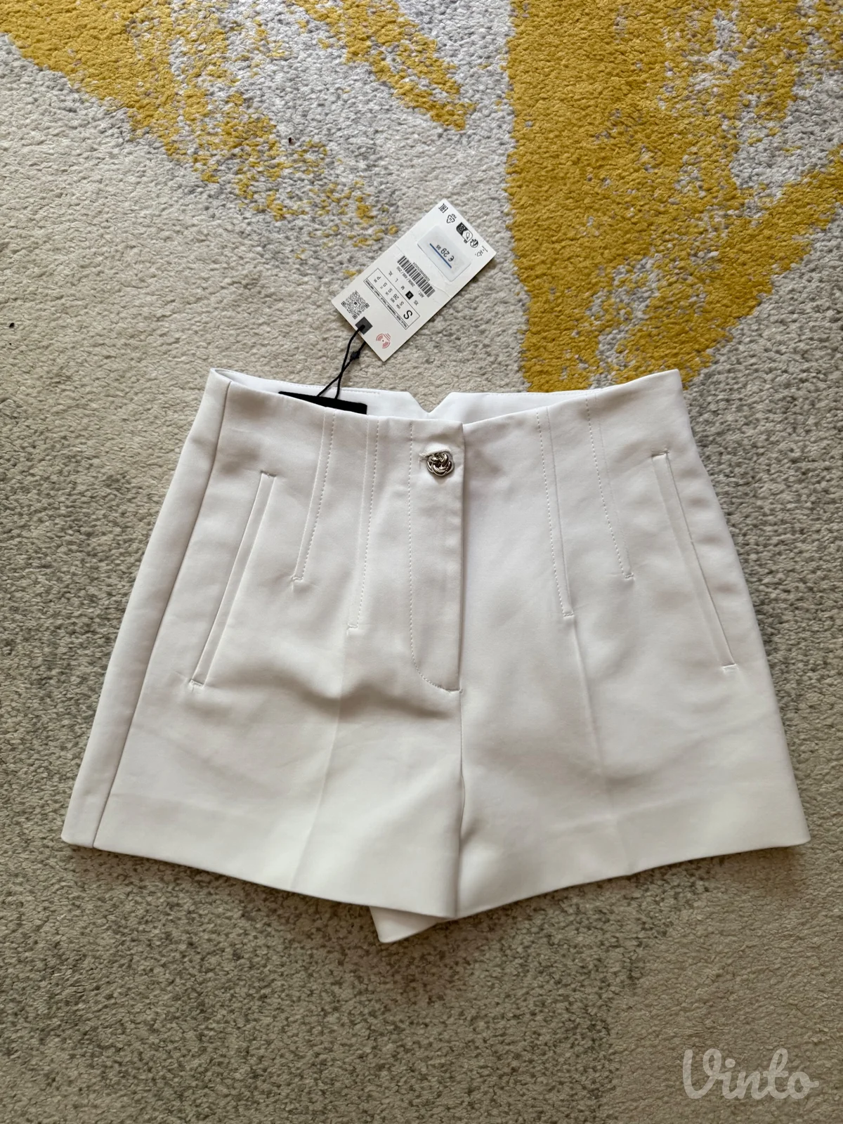 Zara sorts