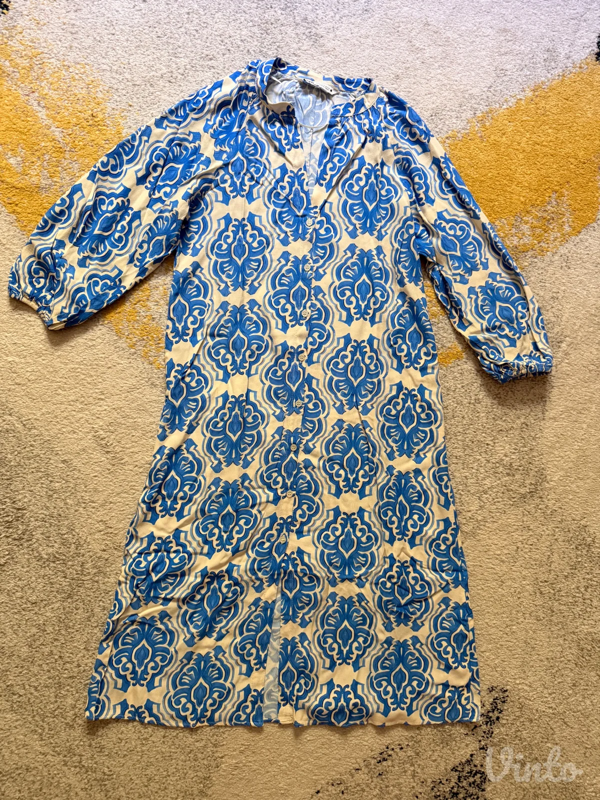 Zara midi haljina