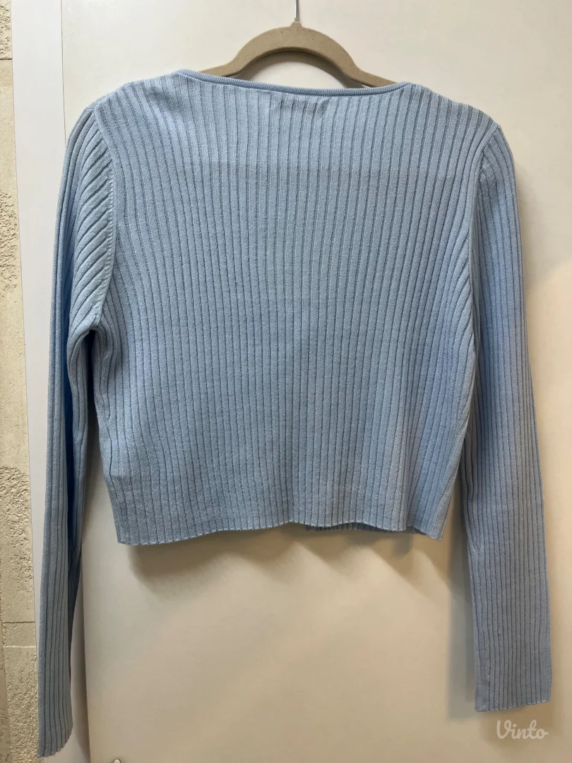 Top dugih rukava na vezivanje