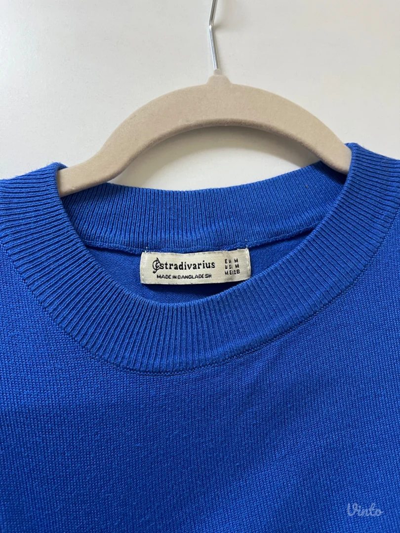 Plava bluzica sa puff naramenicama