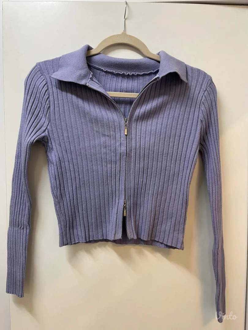 Rebrasti crop top sa zipom