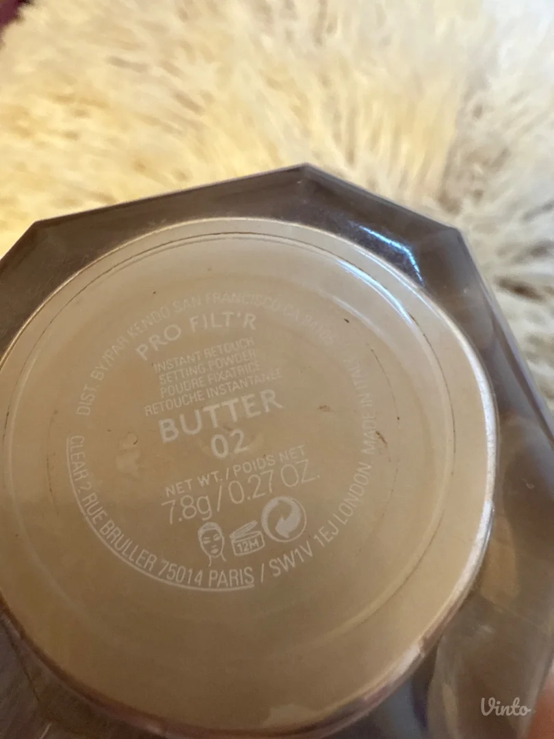 fenty beauty puder u prahu